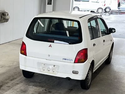 Mitsubishi Minica
