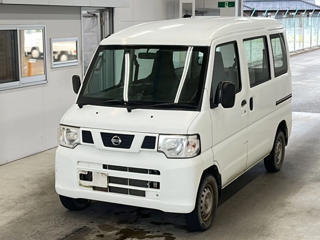 Nissan NV100 Clipper  с аукциона в Японии