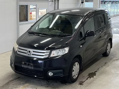 Honda Freed Spike