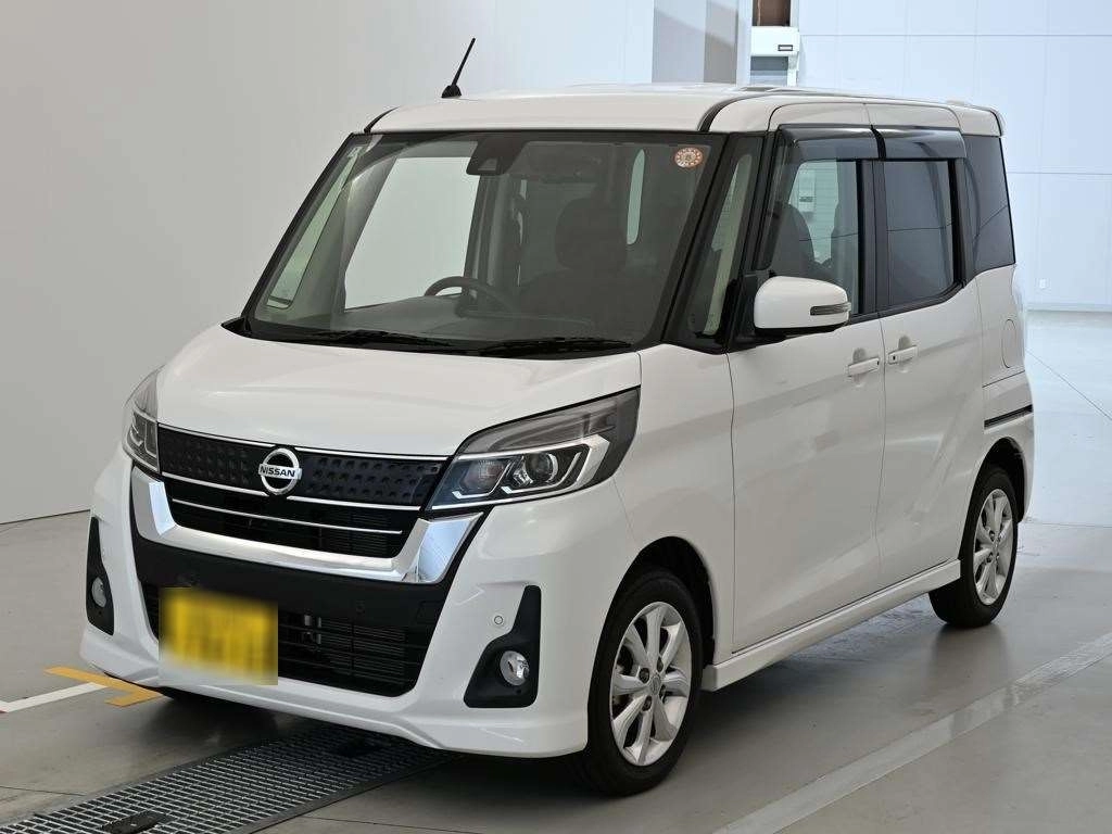 Nissan Dayz Roox  с аукциона в Японии