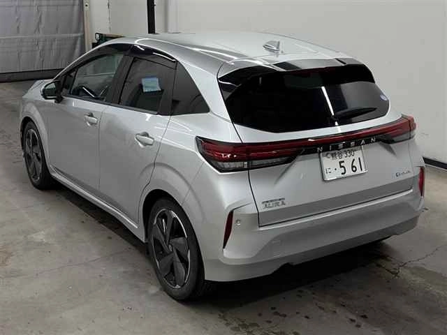 Nissan Aura  с аукциона в Японии