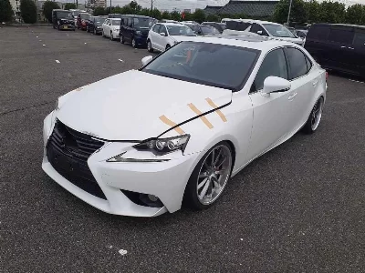 Lexus IS300h