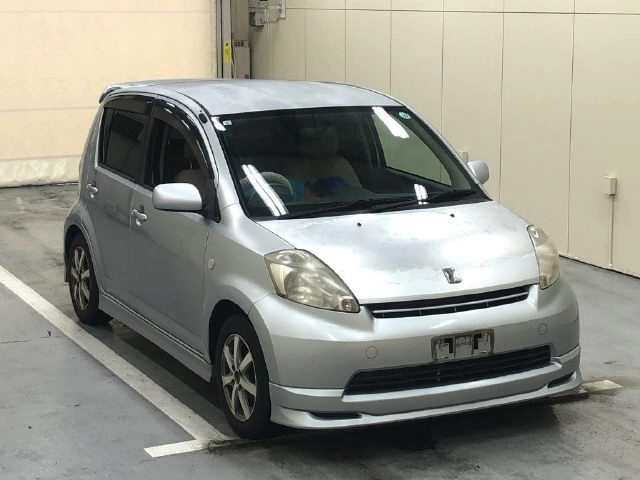 Toyota Passo  с аукциона в Японии