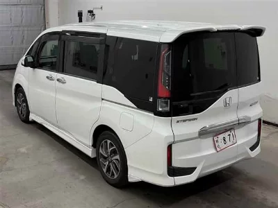 Honda STEPWGN SPADA