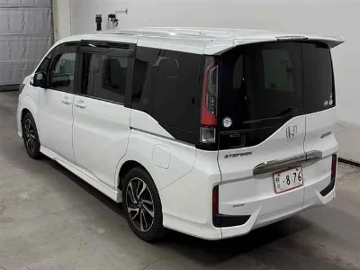 Honda STEPWGN SPADA