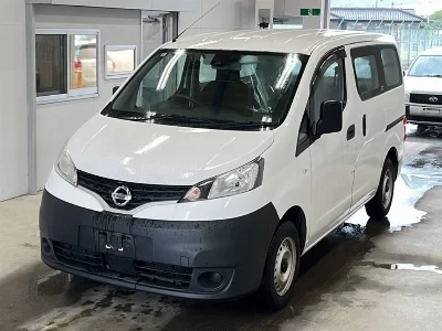 Nissan NV200 VANETTE VAN
