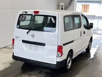 Nissan NV200 VANETTE VAN