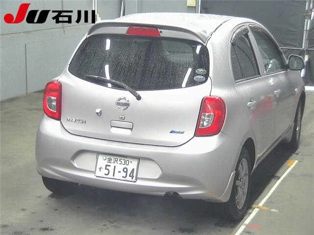 Nissan March  с аукциона в Японии