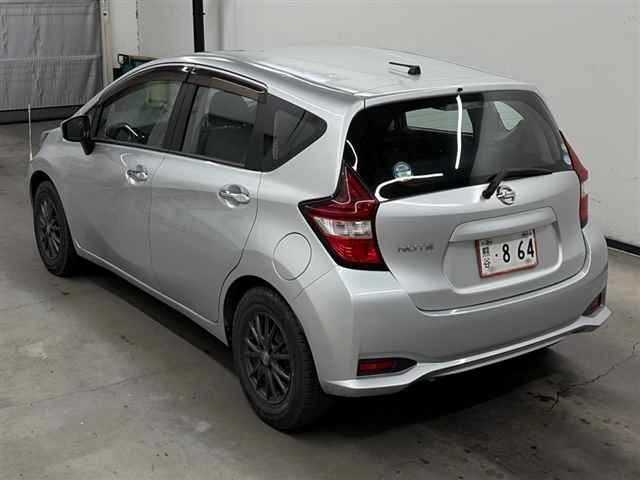 Nissan Note  с аукциона в Японии