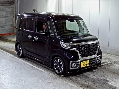 Suzuki Spacia Custom