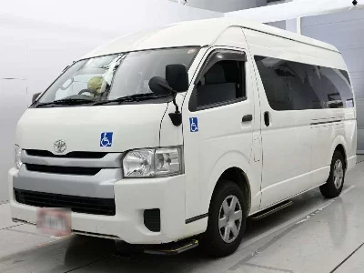 Toyota HiAce Commuter