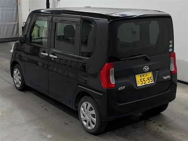 Daihatsu Tanto  с аукциона в Японии