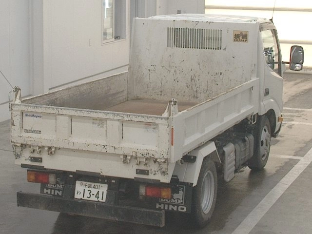 Hino Dutro  с аукциона в Японии