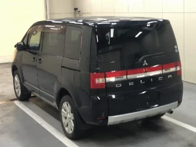 Mitsubishi Delica