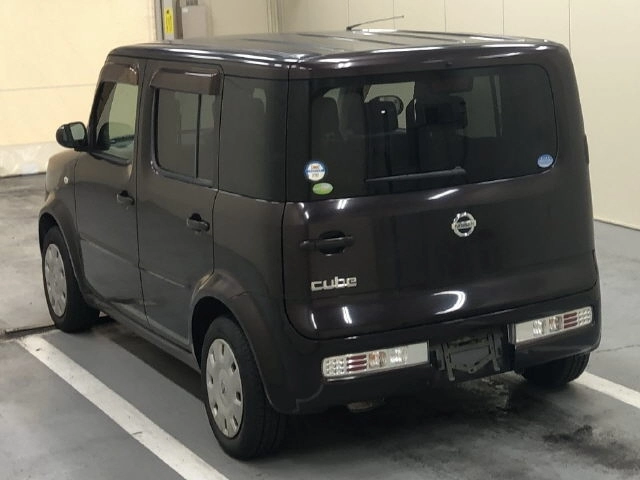 Nissan Cube  с аукциона в Японии