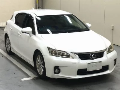 Lexus CT200h