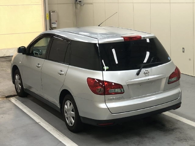 Nissan Wingroad  с аукциона в Японии