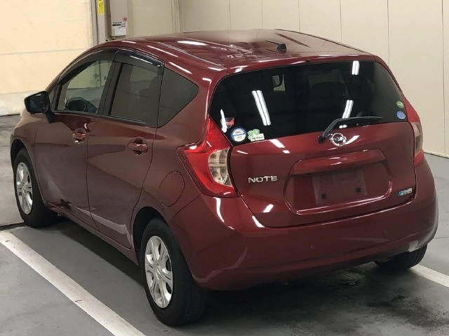 Nissan Note  с аукциона в Японии