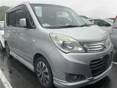 Mitsubishi Delica D:2