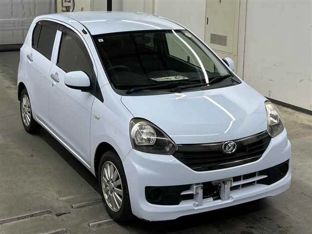 Daihatsu Mira e:S  с аукциона в Японии