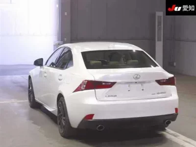 Lexus IS350