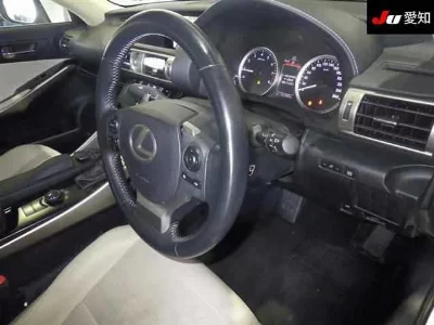 Lexus IS350