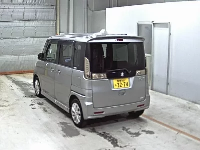 Suzuki Spacia Custom