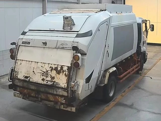 Isuzu Forward  с аукциона в Японии