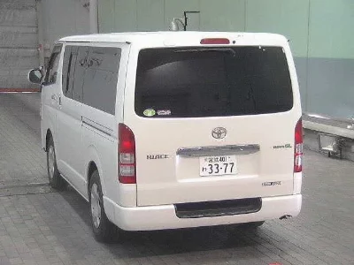 Toyota HiAce Van