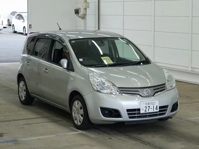 Nissan Note  с аукциона в Японии