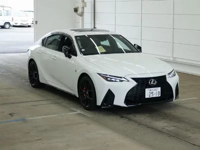 Lexus IS300h