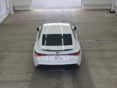 Lexus IS300h