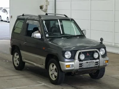 Mitsubishi Pajero Mini