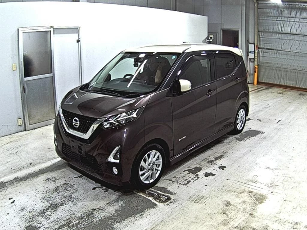 Nissan Dayz  с аукциона в Японии