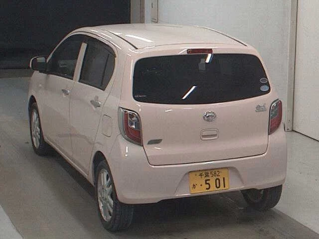 Daihatsu Mira e:S  с аукциона в Японии