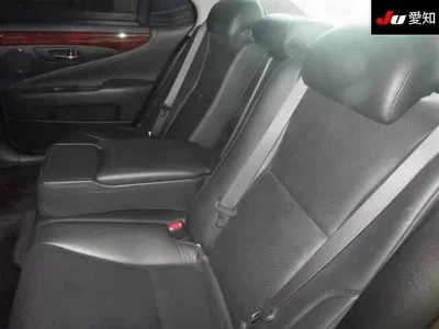 Lexus LS460L