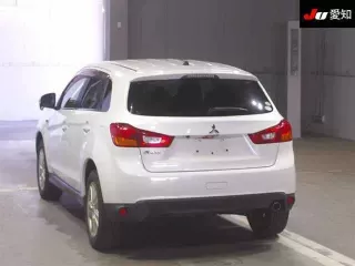 Mitsubishi RVR