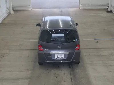 Honda Freed Spike
