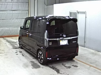 Honda N BOX CUSTOM