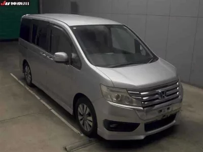 Honda STEPWGN SPADA