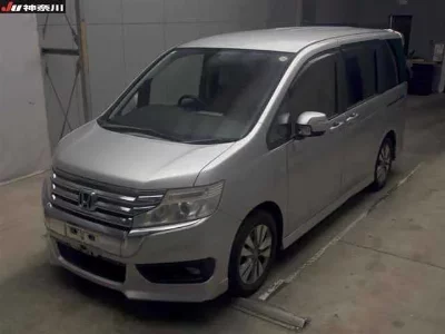 Honda STEPWGN SPADA