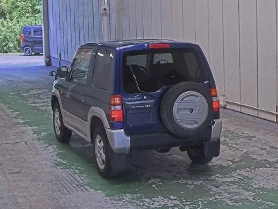 Mitsubishi Pajero Mini