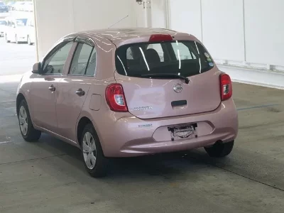 Nissan March