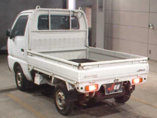 Suzuki CARRY  с аукциона в Японии