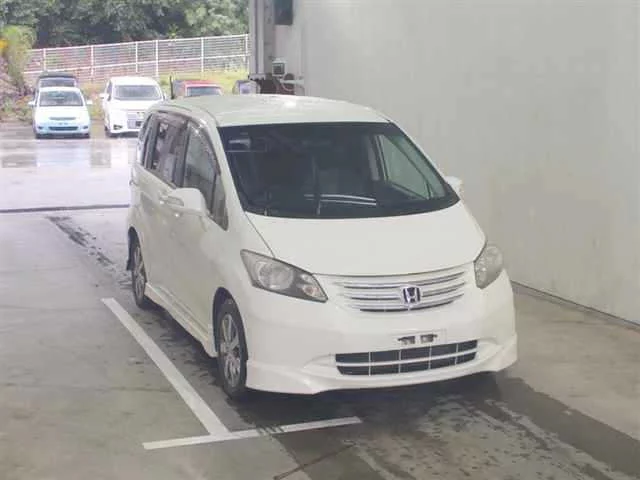 Honda Freed  с аукциона в Японии