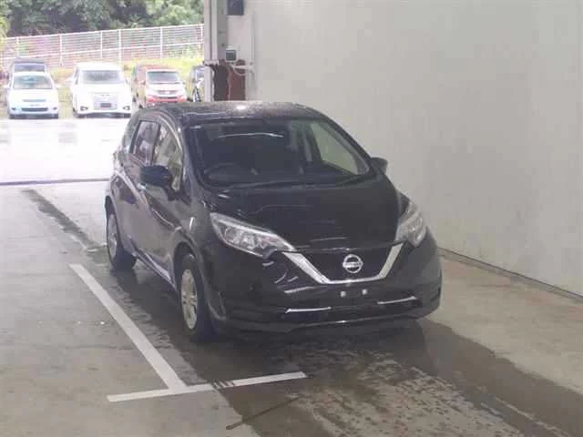 Nissan Note  с аукциона в Японии