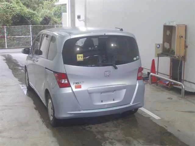 Honda Freed  с аукциона в Японии