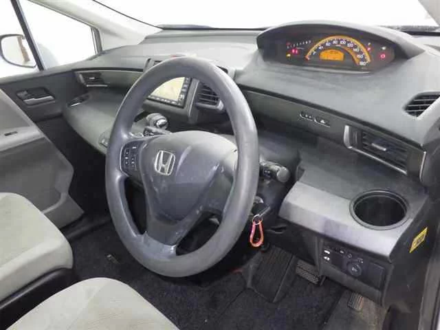 Honda Freed  с аукциона в Японии