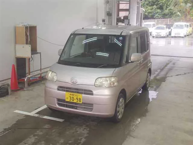 Daihatsu Tanto  с аукциона в Японии