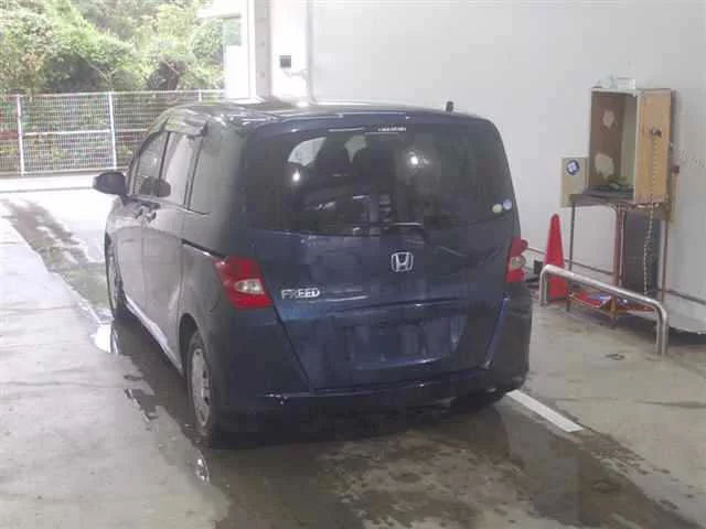 Honda Freed  с аукциона в Японии